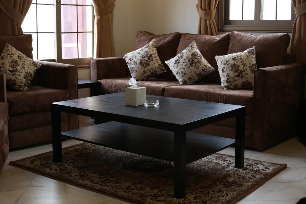 Continental Suite Salmiya Værelse billede