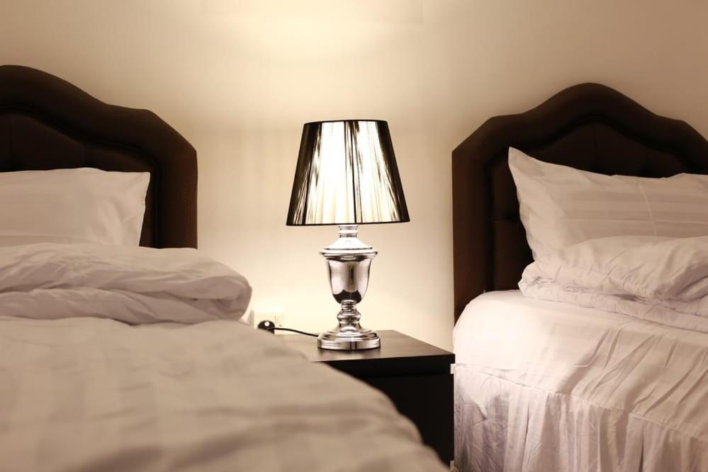 Continental Suite Salmiya Eksteriør billede