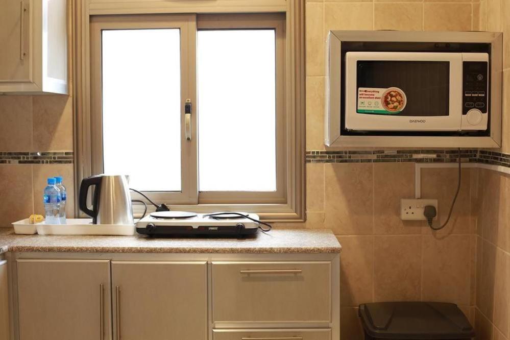 Continental Suite Salmiya Eksteriør billede