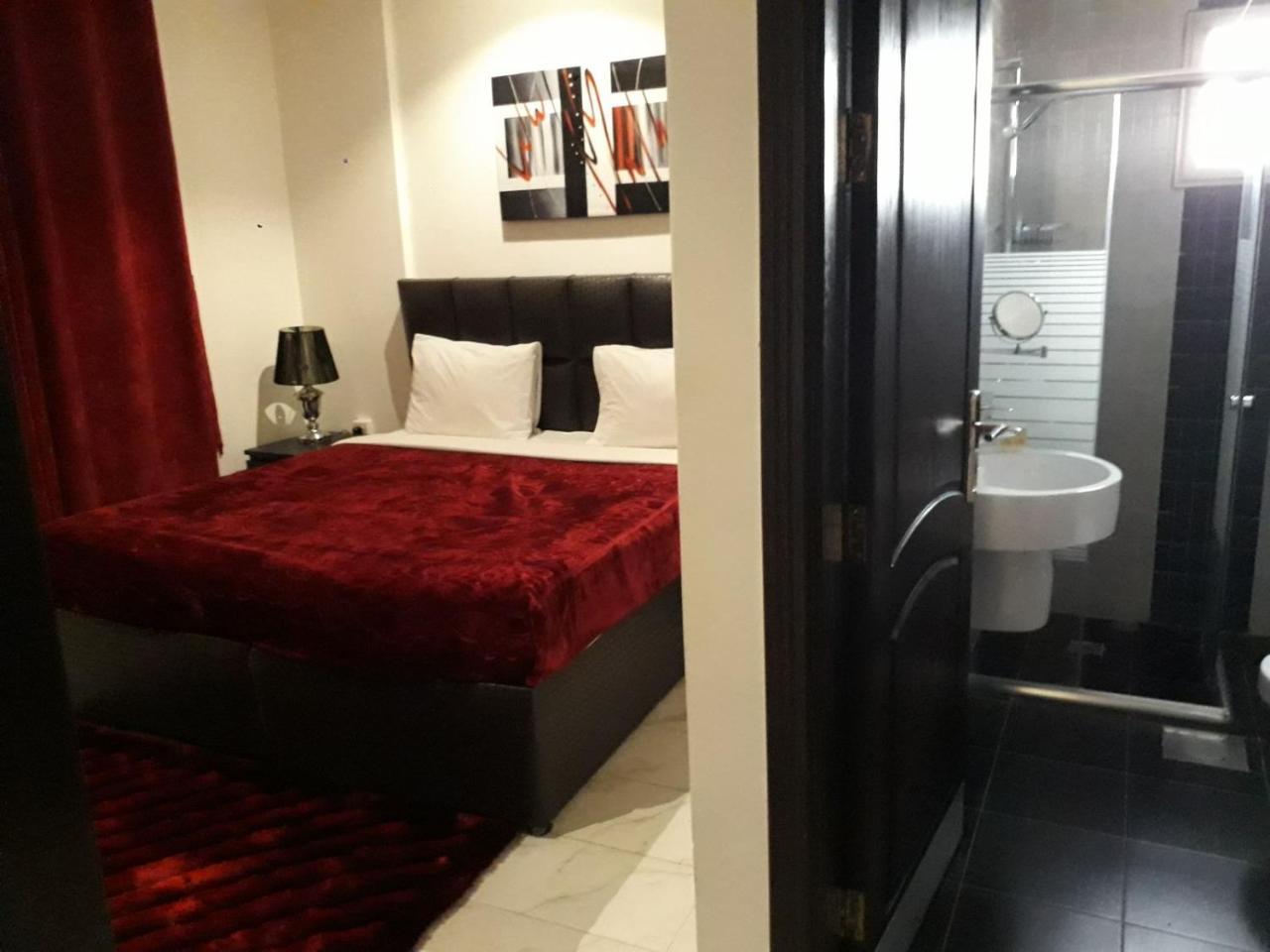 Continental Suite Salmiya Eksteriør billede
