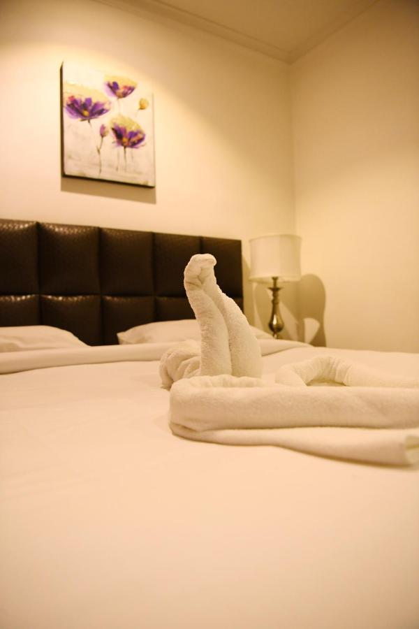 Continental Suite Salmiya Eksteriør billede